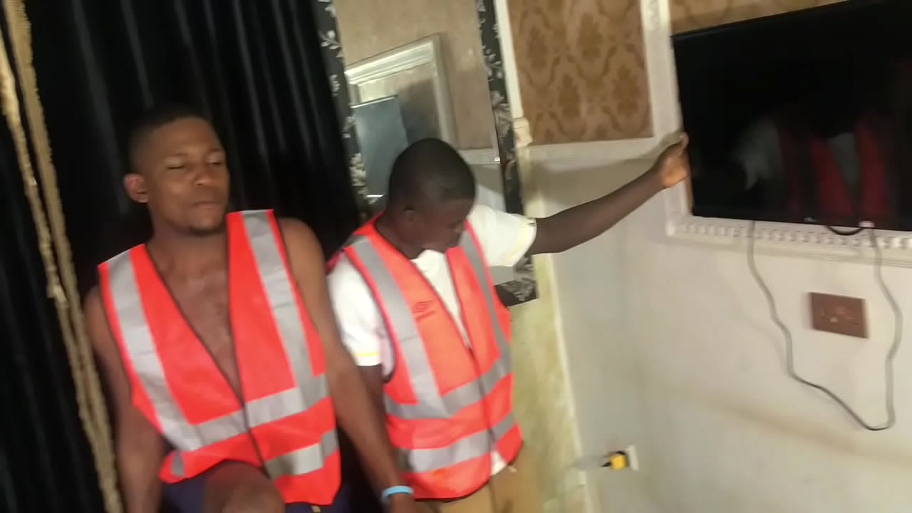 Electrical rangers fucked madam after work