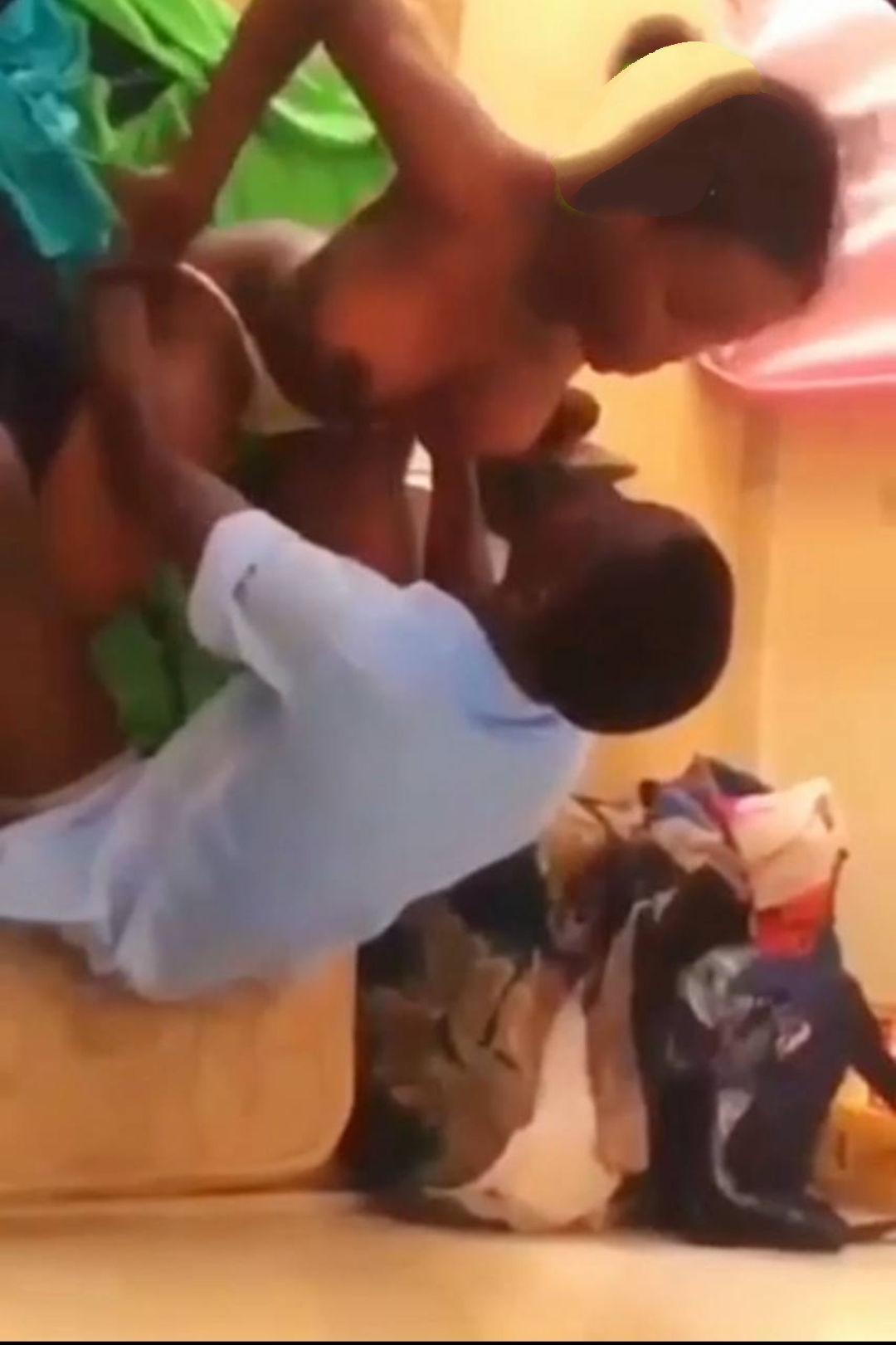 African High school student have threesome after waec exams